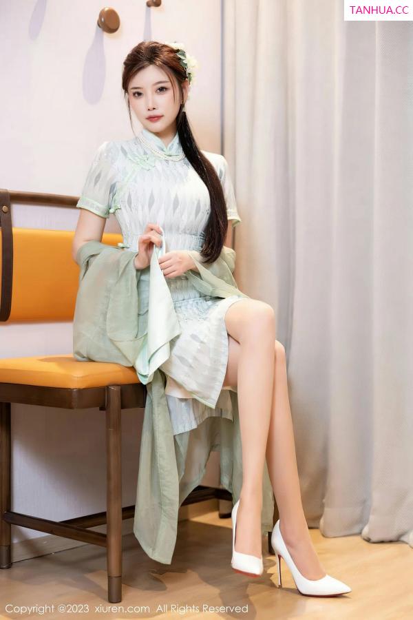杨晨晨 sugar小甜心CC [XiuRen]高清写真图 2023.06.27 No.6983 杨晨晨Yome 旗袍美腿第29张图片